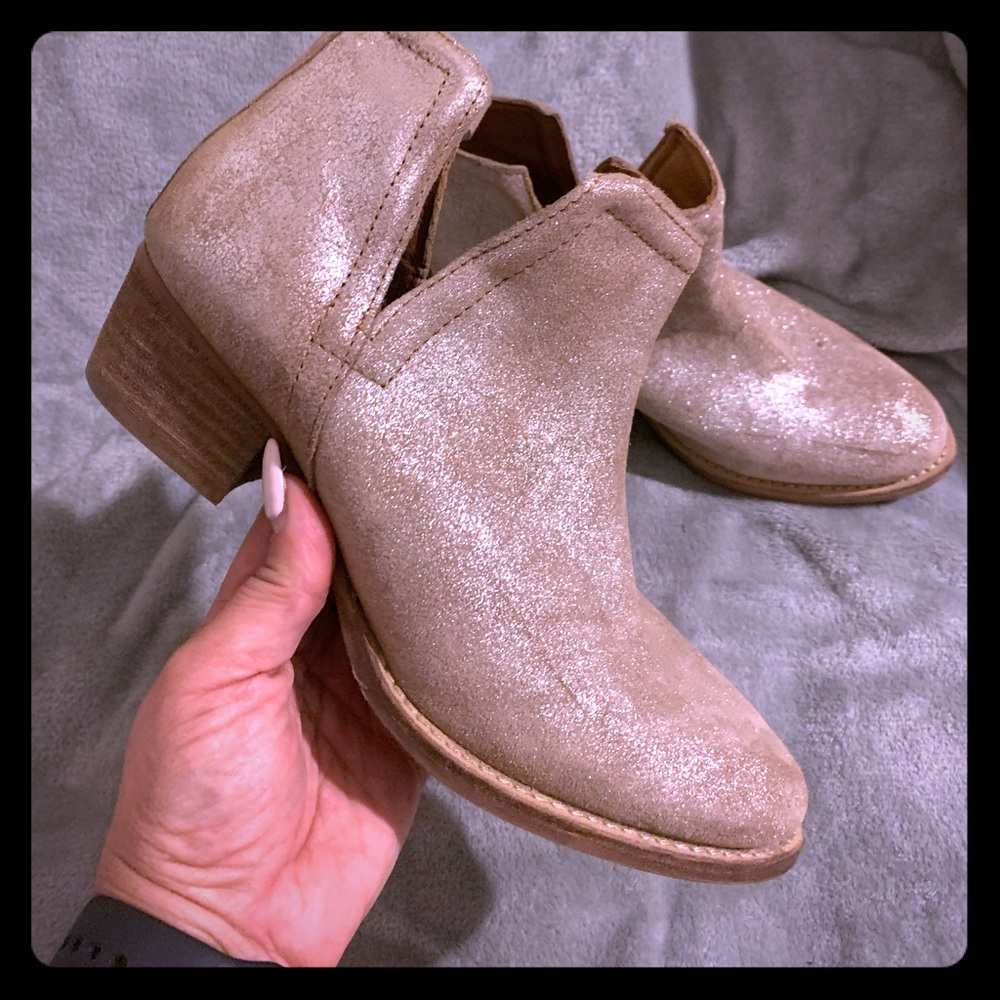 Diba rose glitter booties